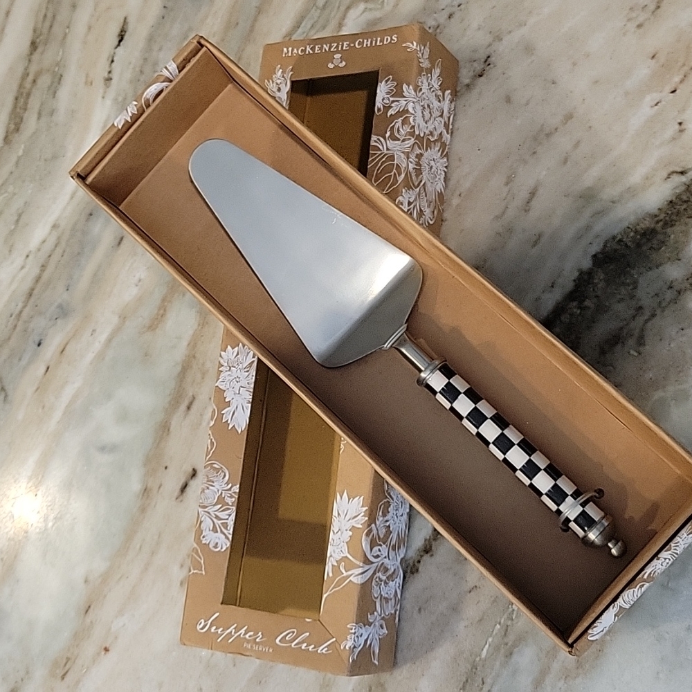 MacKenzie Childs Courtly Check Pie Server